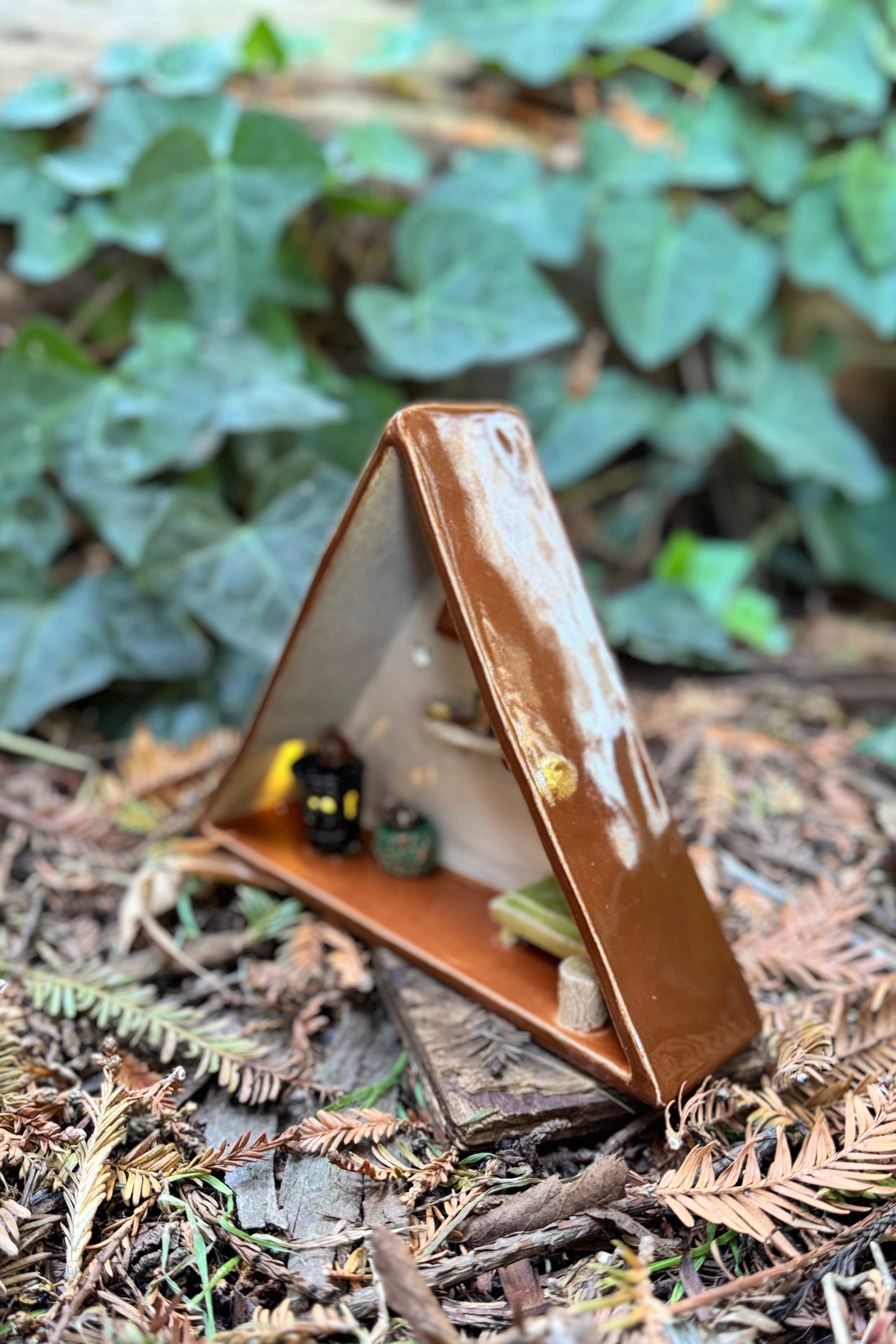 Miniature Cabin Diorama - no. 1
