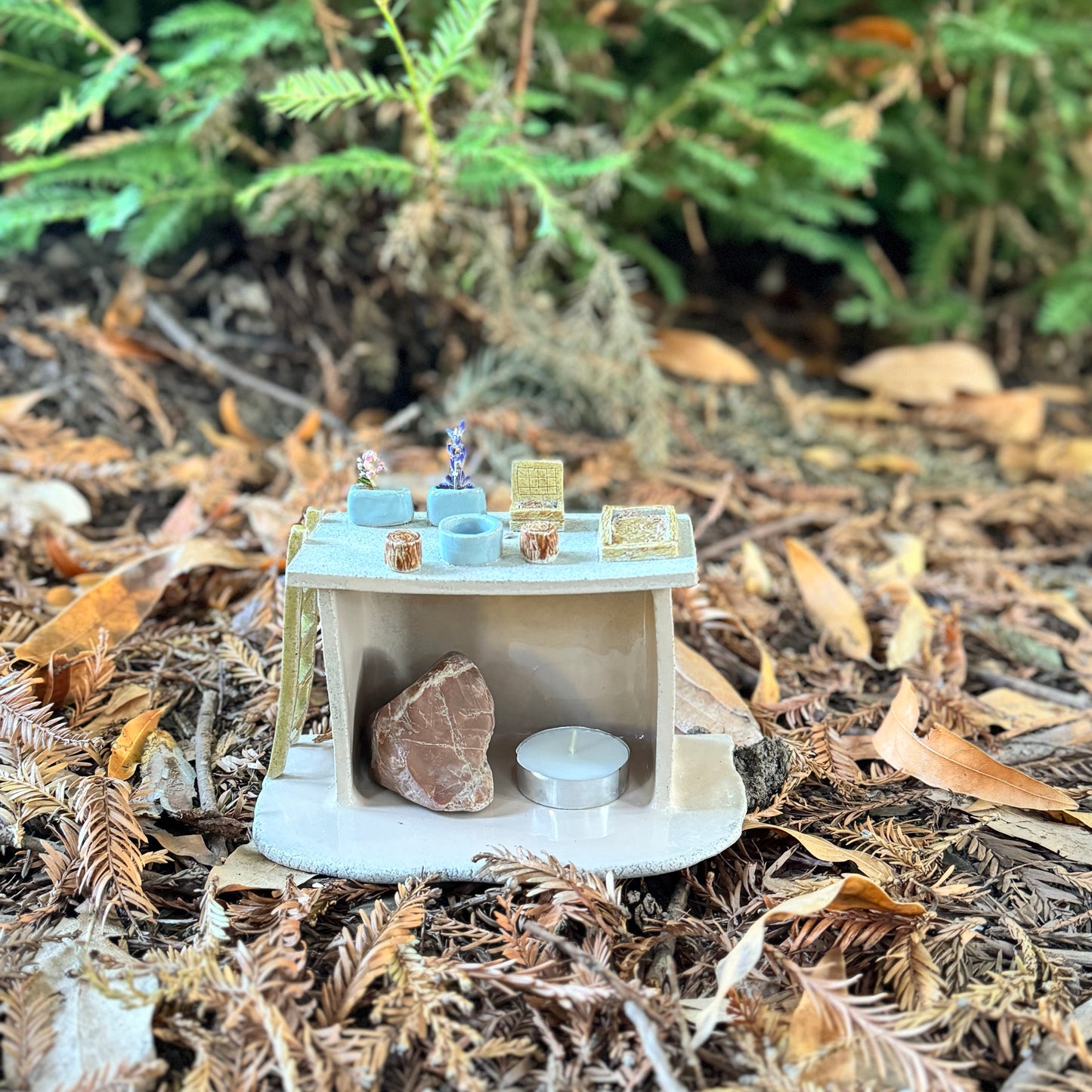 Miniature Cabin Diorama - no. 4