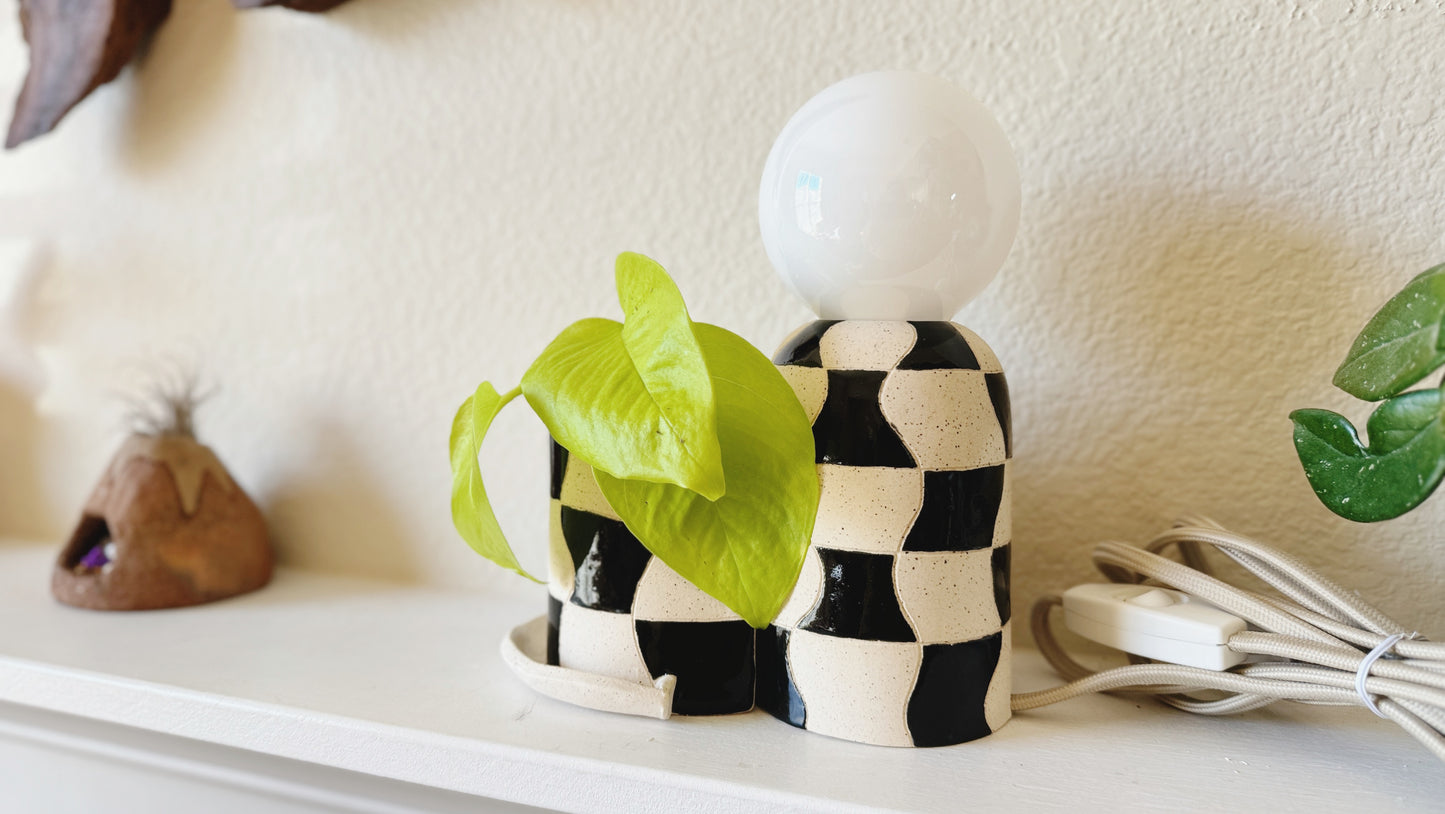 Mini Midnight Black wave checkered lamp & planter